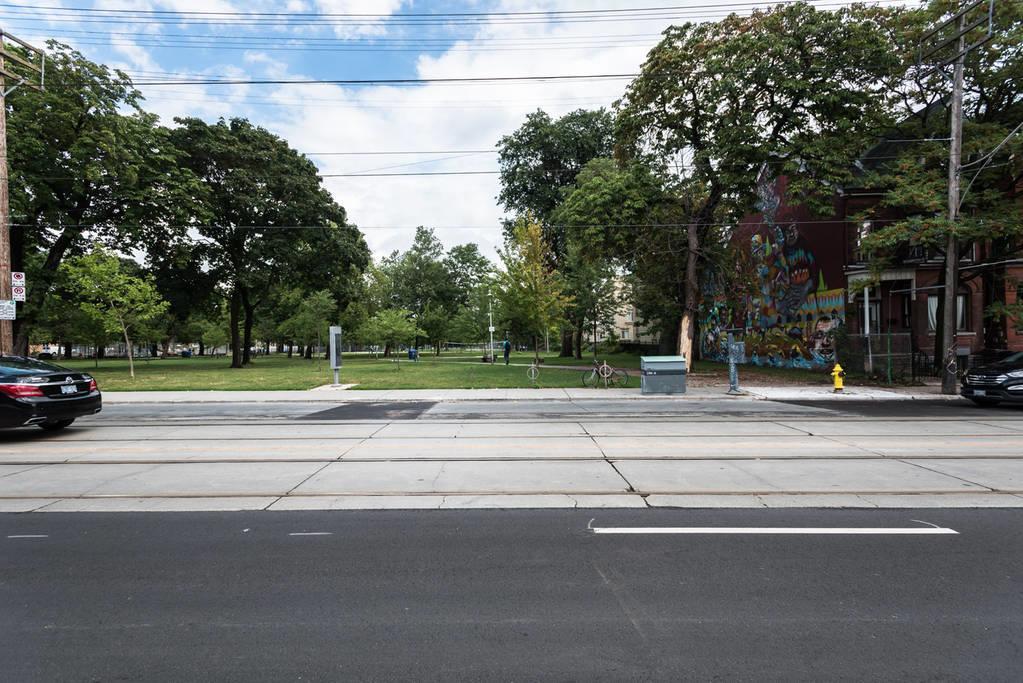 Lili Garden Toronto Eksteriør bilde